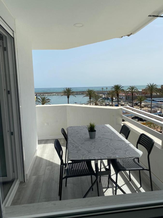Palm True Towers 1, Marina Beach Apartment Фуэнхирола Экстерьер фото